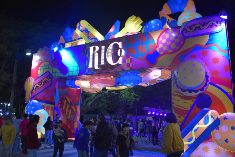 Hoy comienza el Festival RICO: cuatro noches de música en vivo y gastronomía en la Costanera