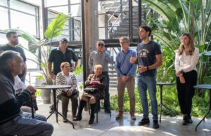 El intendente Santiago Passaglia entregó escrituras a familias nicoleñas