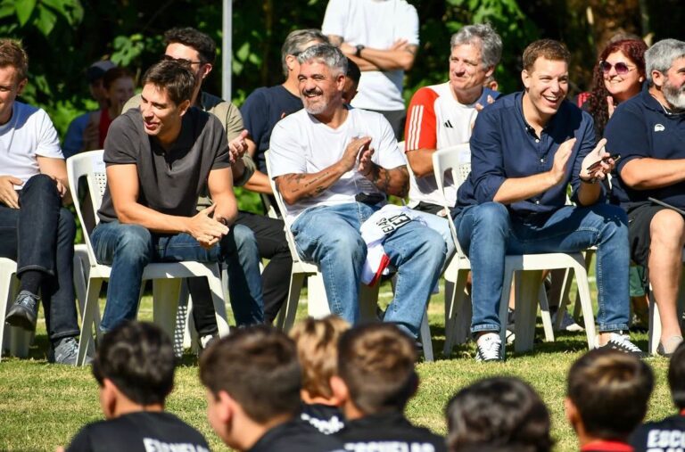 River inauguró su Escuela de Fútbol Oficial en San Nicolás
