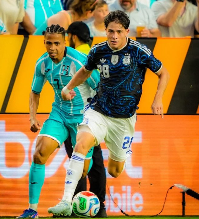 Cinco futbolistas en la mira para sumar a la Selección argentina antes del Mundial