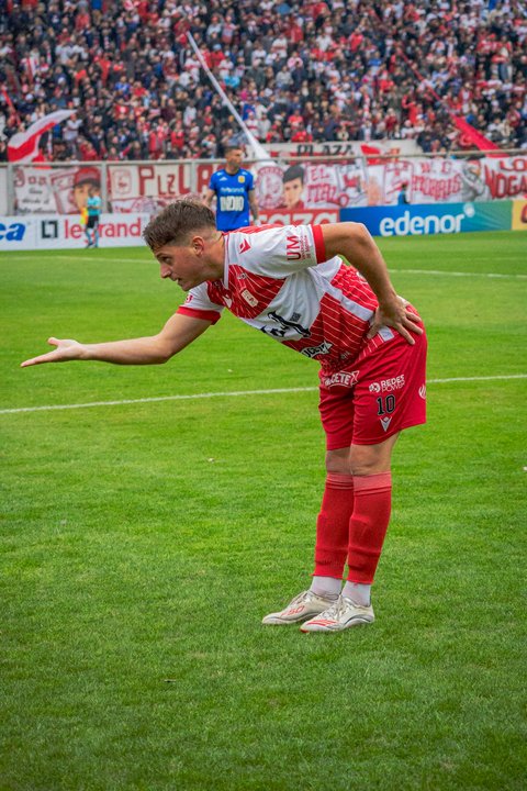 Deportivo Morón se impone en el Clásico del Oeste y se afianza en la cima de la Primera Nacional
