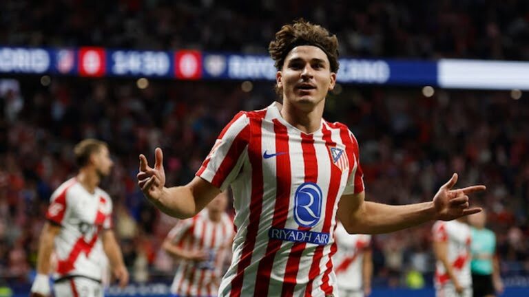 El Real Madrid pone la mira en Julián Álvarez con una oferta histórica