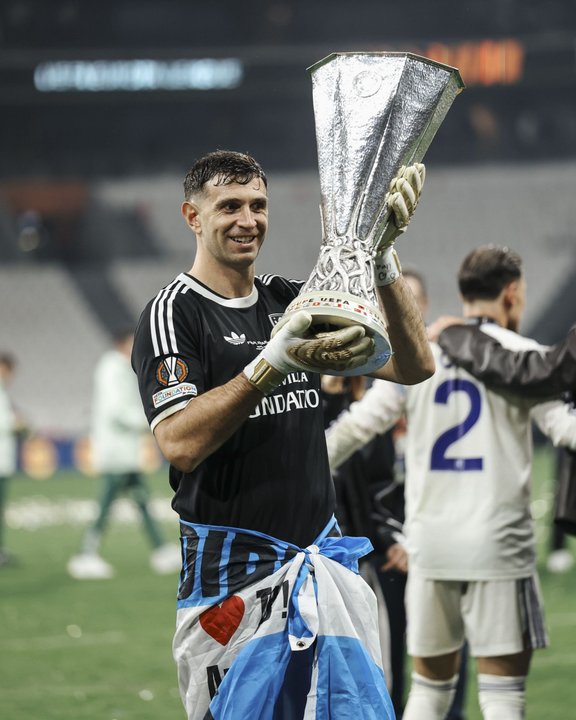 Juventus busca fichar a Emiliano Martínez, el campeón del mundo argentino