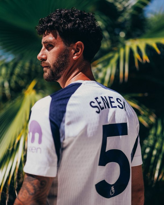 Marcos Senesi se une al Tottenham: un nuevo desafío para el defensor argentino
