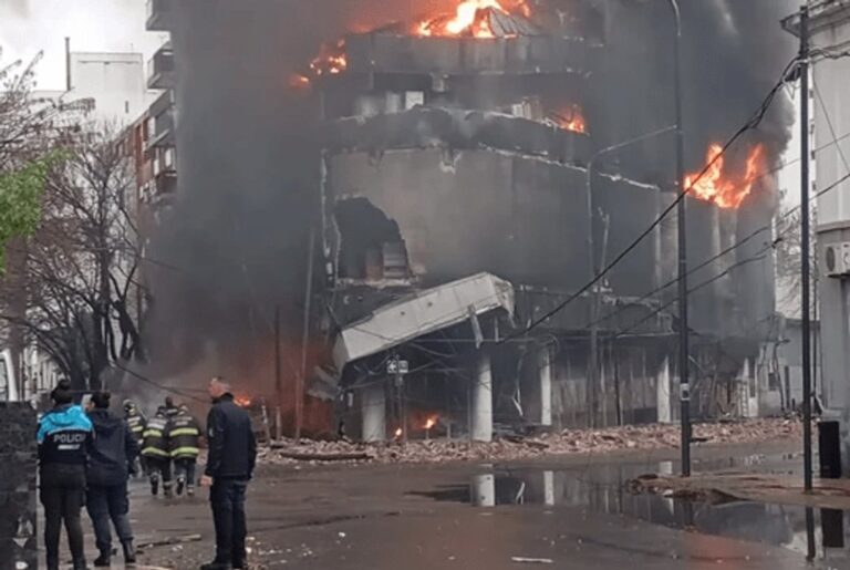 Piden juicio para la dueña del depósito que se incendió en La Plata