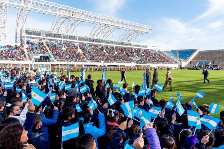 Recorrido especial de colectivos para el Día de la Bandera