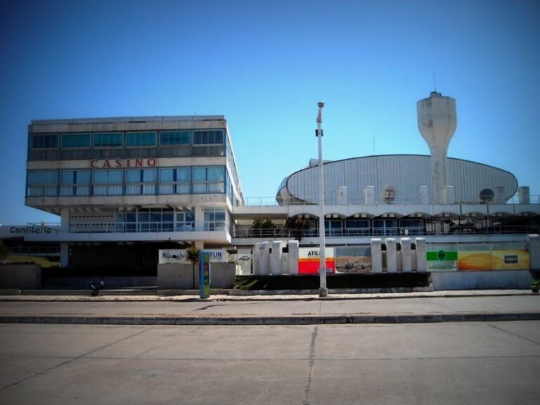 Renace el Casino de Necochea: después de casi una década, fue vendido a una empresa privada