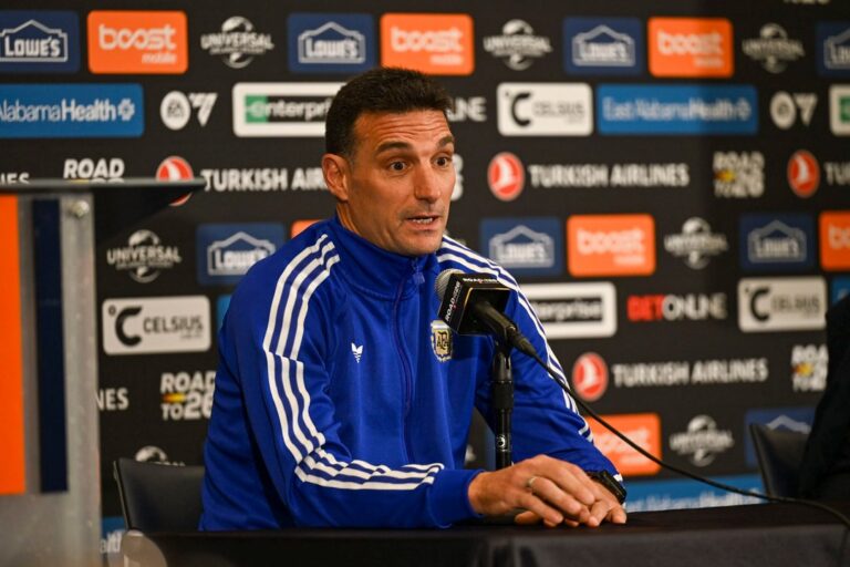 Scaloni se toma más tiempo para definir al reemplazo de Balerdi en el Mundial