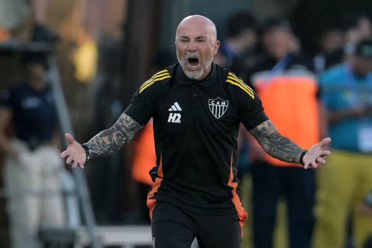 Talleres da la bienvenida a Jorge Sampaoli como su nuevo DT