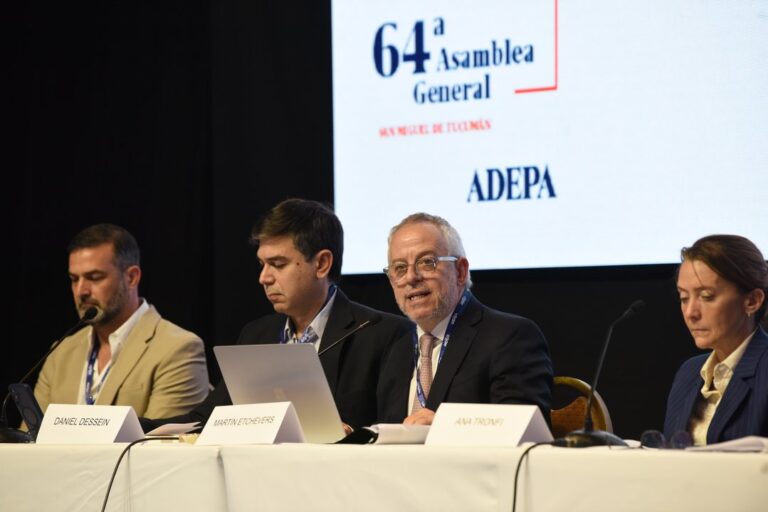 ADEPA alerta sobre críticas a la prensa y su impacto en la democracia