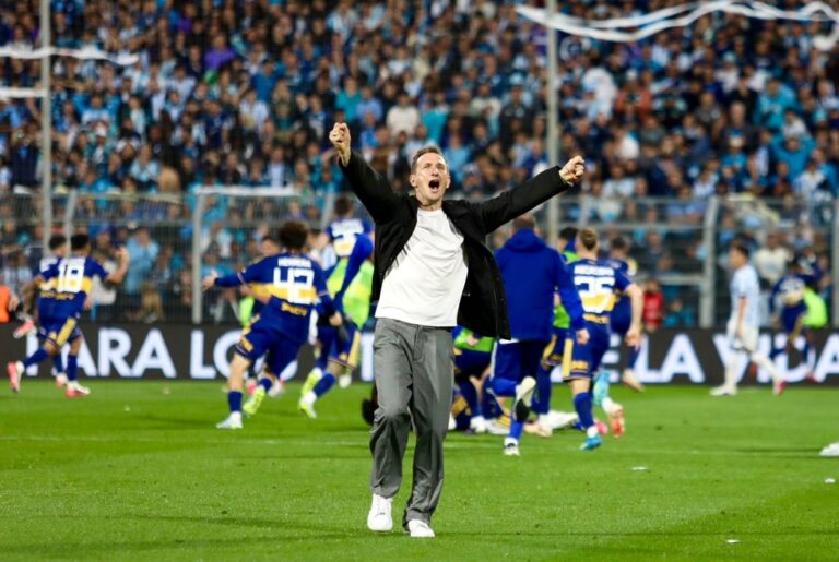 Boca se aferra al invicto y busca la cuádruple corona tras vencer a Racing