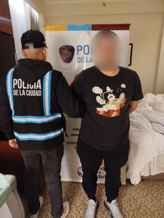 Caen tres estafadores tras un millonario ‘cuento del tío’