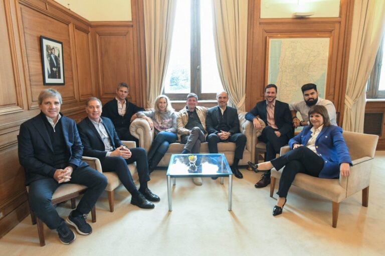 Descoordinación en el Gobierno tras la presentación del Presupuesto 2027