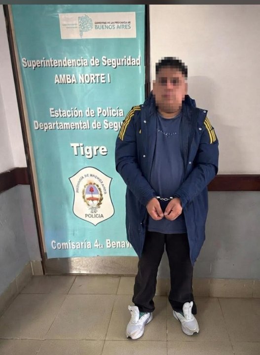 Detenido el ex manager de Callejero Fino por amenazas al artista