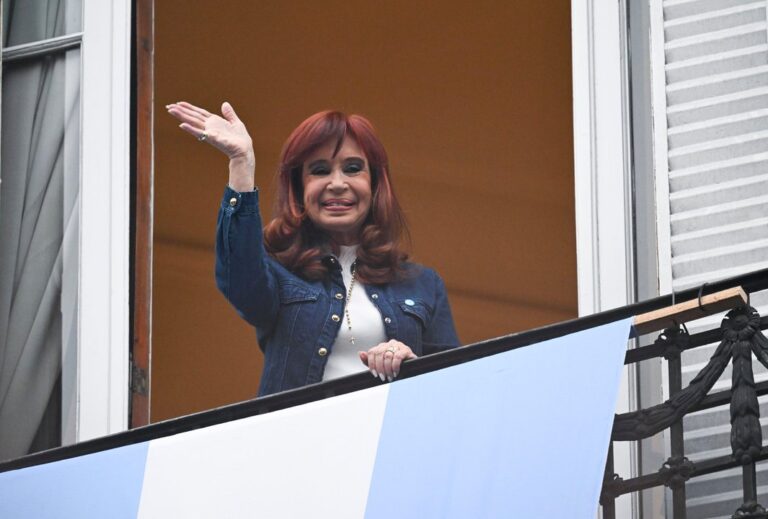 El Estado deberá abonar casi 10 millones de dólares a los abogados de Cristina Kirchner