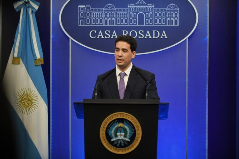 El Gobierno argentino intensifica acciones contra empresas en Malvinas