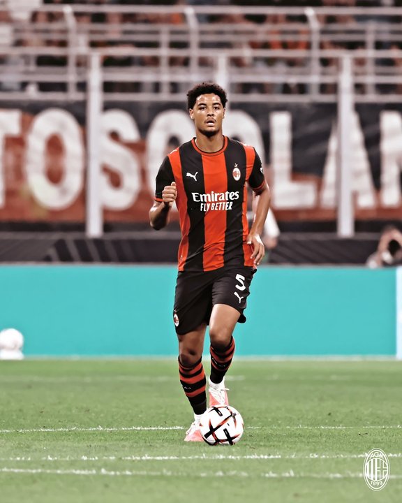 El Milan sorprende con una derrota ante el Benfica en la Europa League