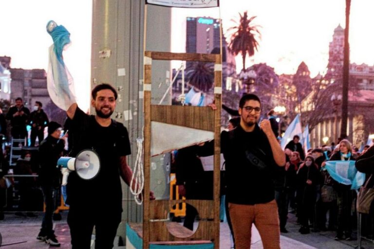 Elevan a juicio a Revolución Federal y sobreseyeron a los hermanos Caputo