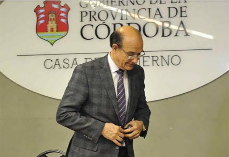 Familias piden millonaria indemnización a Oscar González tras accidente fatal