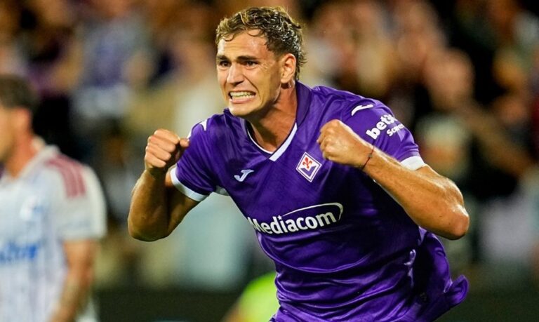 Fiorentina avanza a octavos de la Copa Italia con triunfo contundente