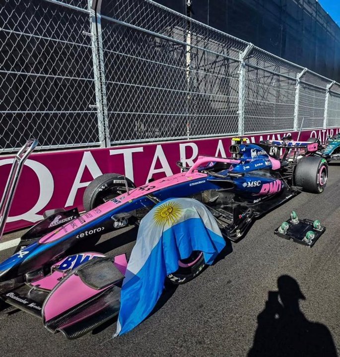 Franco Colapinto brilla en el GP de España y enarbola la bandera argentina