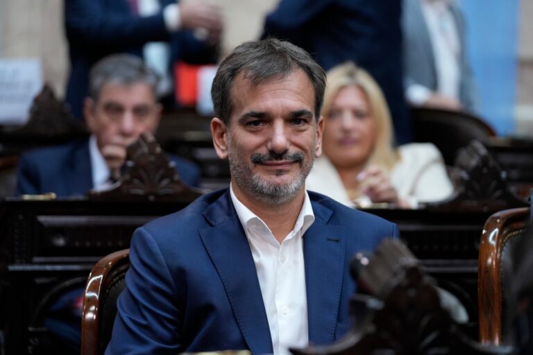 Galmarini critica el cambio en la postura de Milei sobre Malvinas
