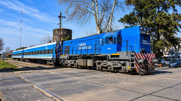 Inconvenientes en el Tren Mitre: Cancelan servicio y usuarios protestan