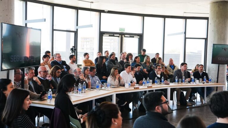 Innovación y tecnología: la UNDelta presenta proyectos de IA para Tigre y sus alrededores