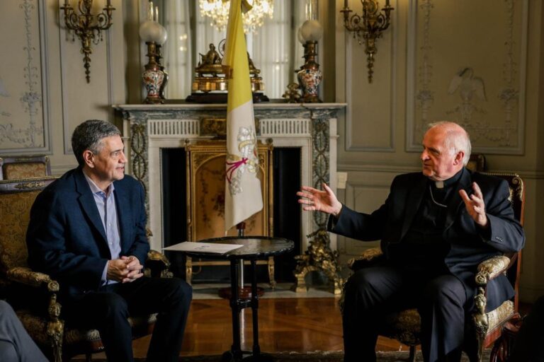Jorge Macri se reúne con el nuevo nuncio apostólico Michael Wallace Banach