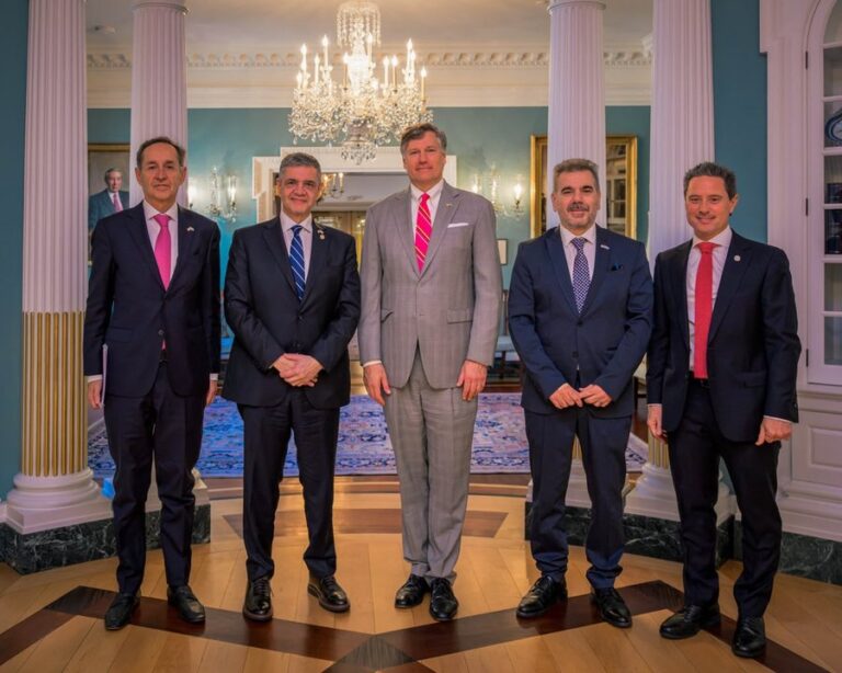 Jorge Macri se reunió con Christopher Landau en Washington D.C. para discutir inversiones y seguridad