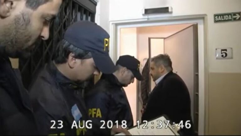 La Justicia presenta video del allanamiento al departamento de Cristina Kirchner
