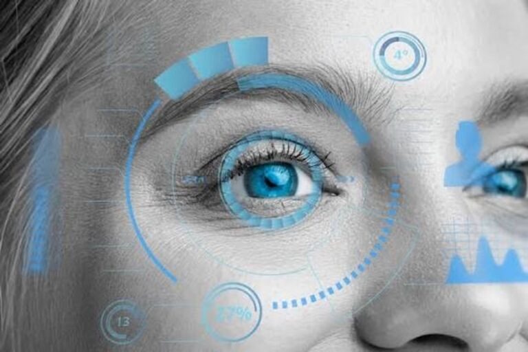 La cirugía ocular: una necesidad creciente antes de los 70