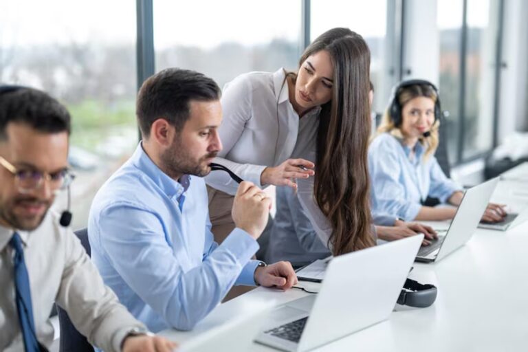 La educación sigue definiendo el acceso al empleo y los ingresos en Argentina