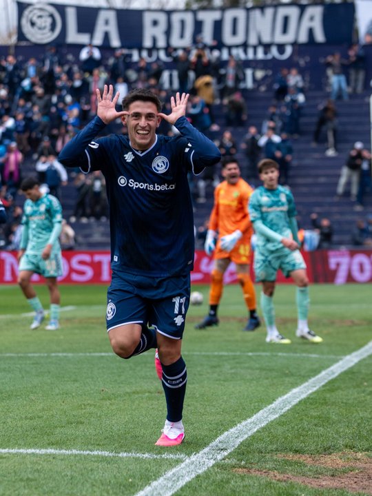 La pelea por el título de Campeón de Liga se intensifica