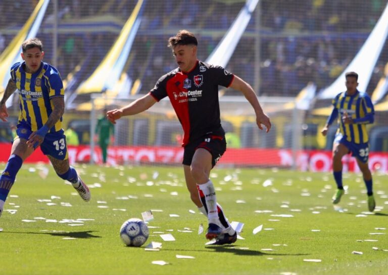 Newell’s logra un empate agónico en el clásico rosarino ante Central