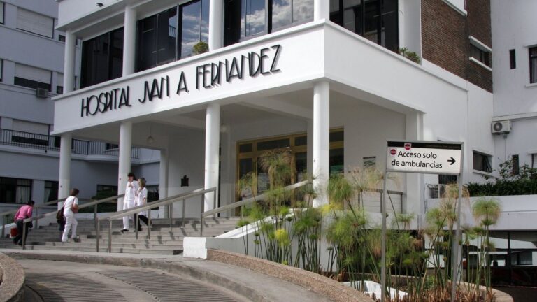 Residentas de hospitales públicos de CABA inician paro y movilización al Ministerio de Salud