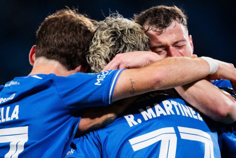 Vélez se impone 3-2 ante Tigre y se adueña de la cima del torneo