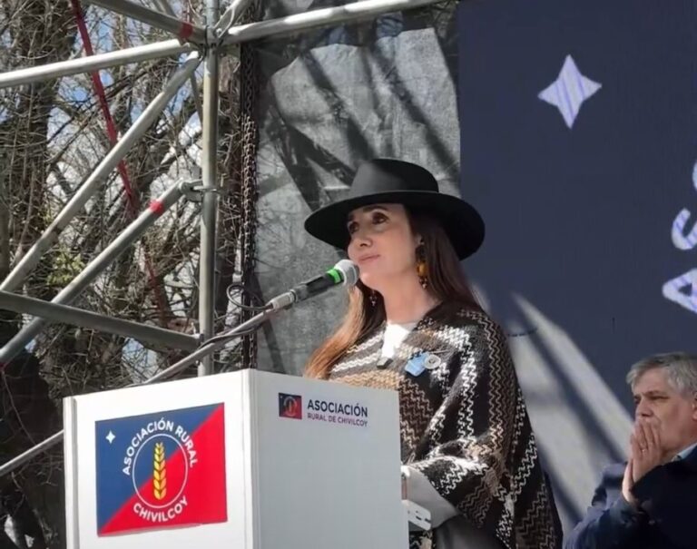 Villarruel pide a Milei una reforma impositiva que beneficie a los productores rurales