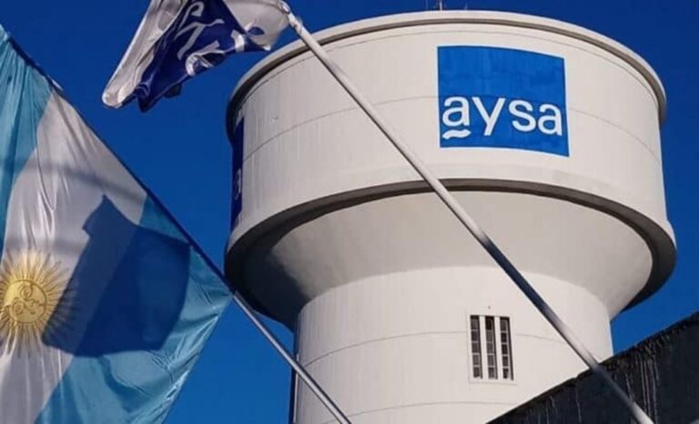 AySA propone aumentos en tarifas que impactarían a casi dos millones de usuarios