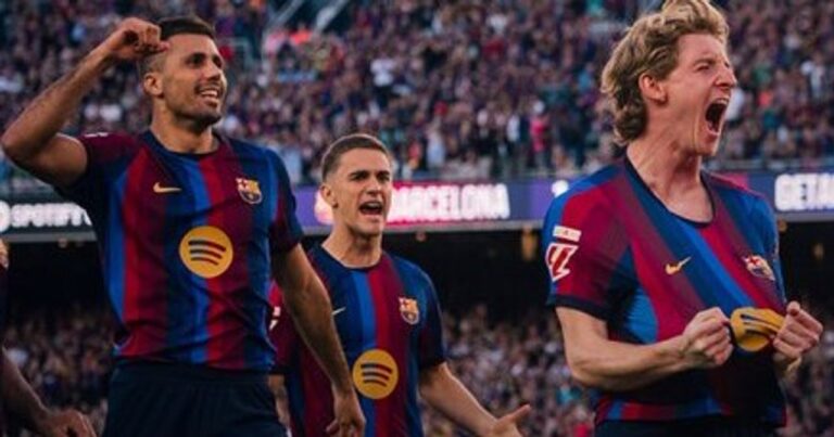 Barcelona arrasa y sigue en la cima de LaLiga con su octava victoria consecutiva