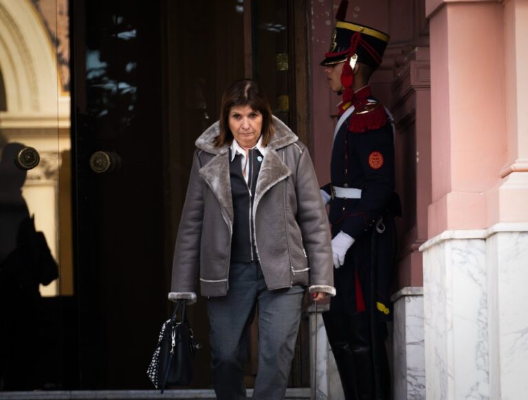 Bullrich advierte sobre la necesidad de autonomía económica para el gobierno de Milei