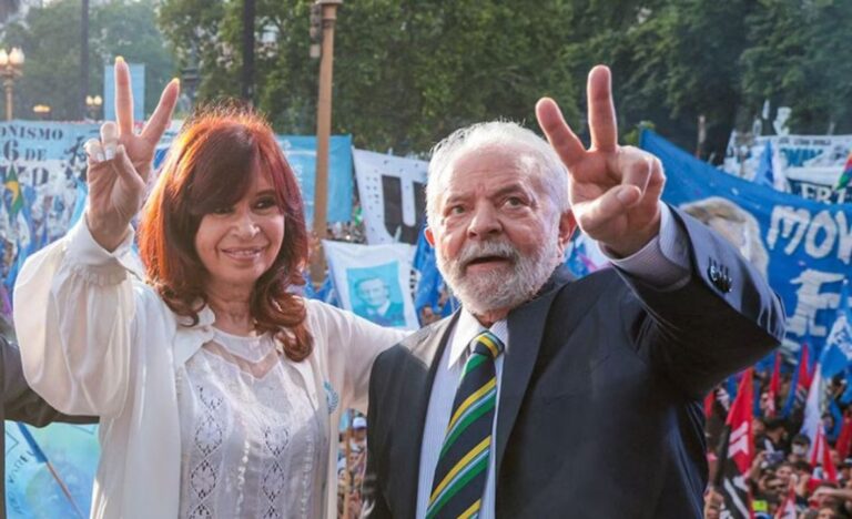 Cristina Fernández de Kirchner felicita a Lula por su reelección en Brasil