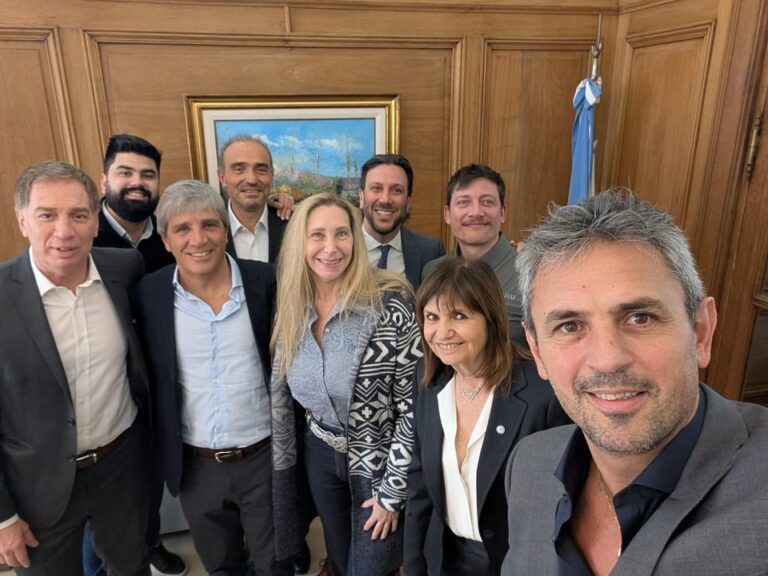 Dificultades en la mesa política: debates internos y falta de acuerdos