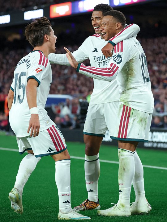 El Real Madrid frena al Barcelona y se queda con El Clásico