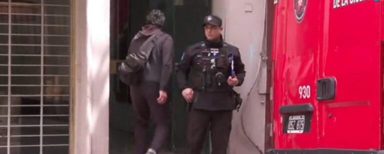 Encuentran sin vida a joven trabajadora sexual en Retiro tras cita con un cliente