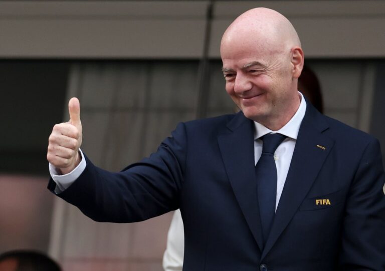 FIFA refuerza las normas disciplinarias para proteger decisiones arbitrales