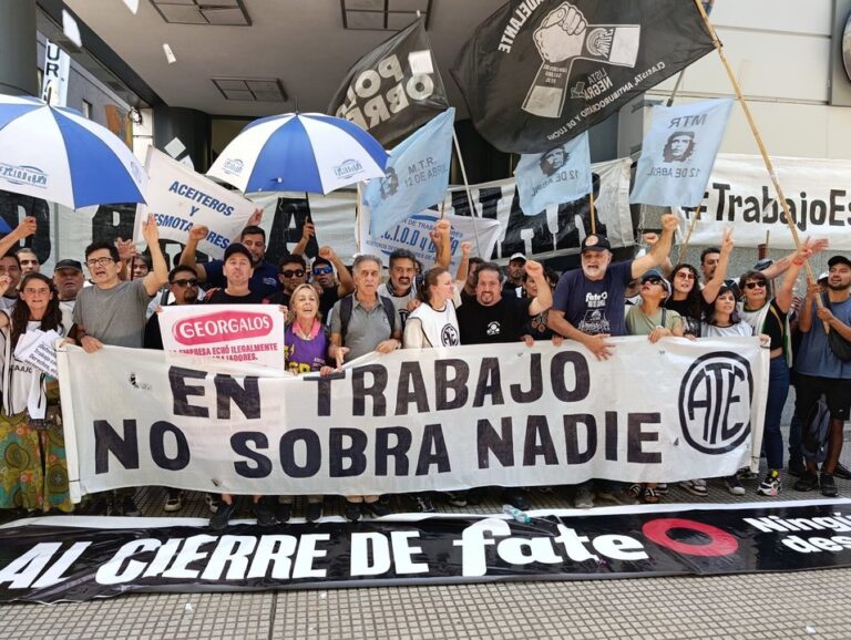 Fate deberá abonar $1.200 millones a trabajadores despedidos por cierre