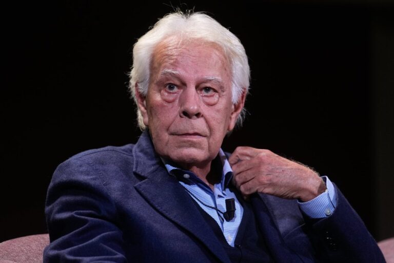 Felipe González critica duramente a Javier Milei por sus insultos en Madrid