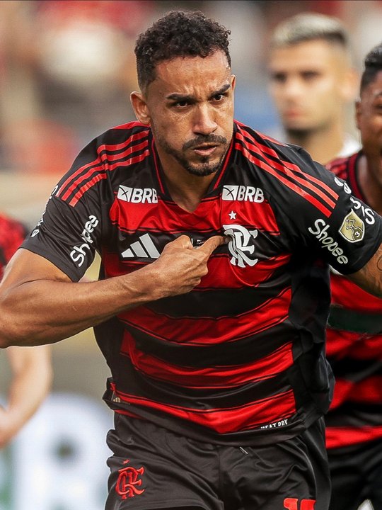Flamengo pierde a Danilo para las semifinales de la Copa Libertadores