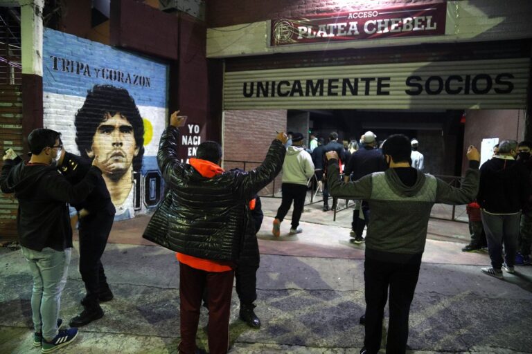 Grave accidente en Club Lanús: un niño de 12 años herido por un arco de fútbol